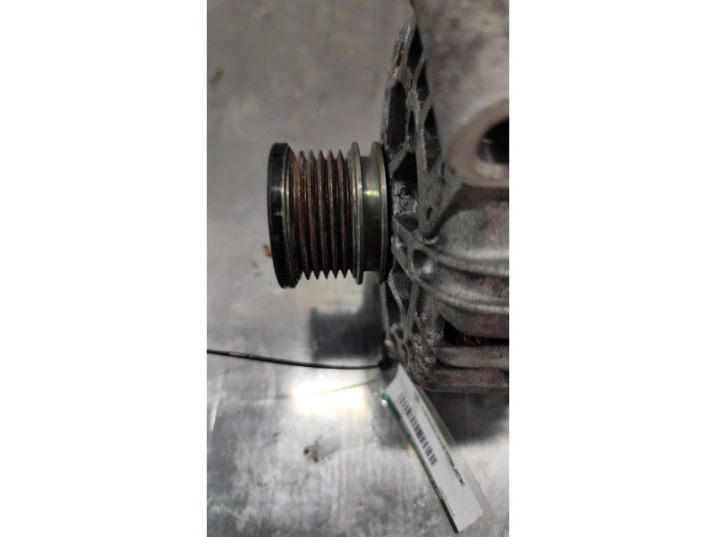 Recambio de alternador para peugeot 308 1.6 16v referencia OEM IAM 2605106A  TG12C059