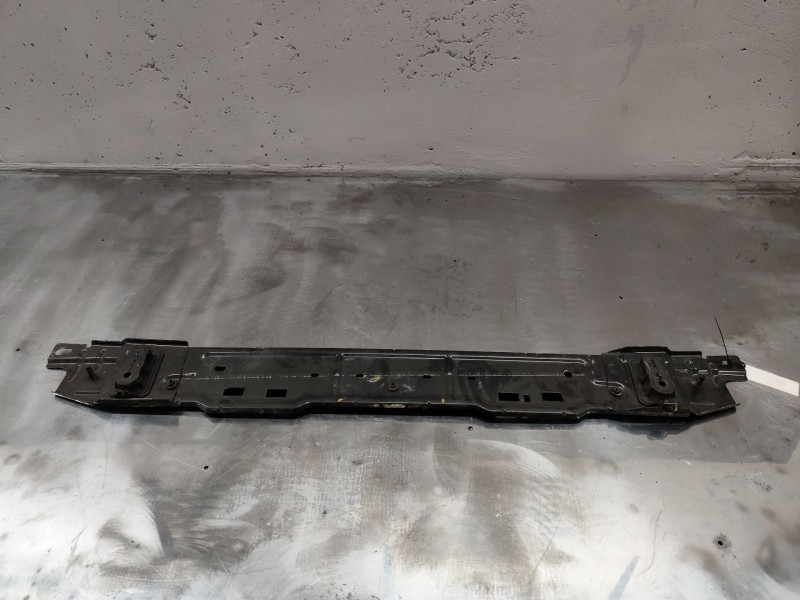 Recambio de travesaño inferior para peugeot 206 berlina 1.4 hdi referencia OEM IAM 9803303080  