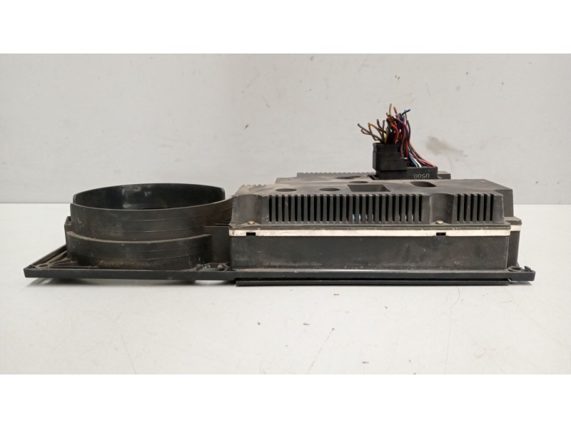 Recambio de cuadro instrumentos para scania trucks serie 4 bus ... referencia OEM IAM 489021  