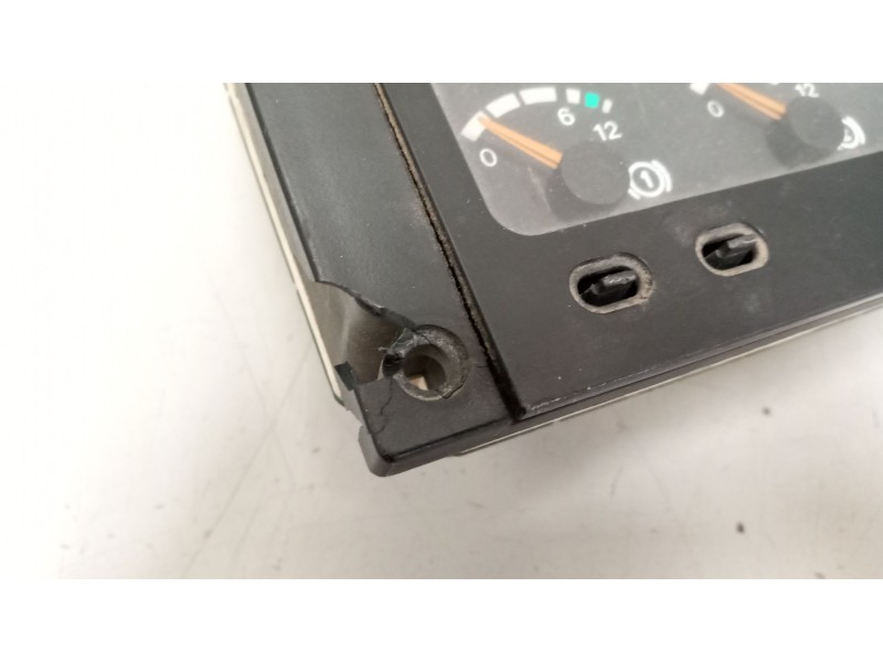 Recambio de cuadro instrumentos para scania trucks serie 4 bus ... referencia OEM IAM 489021  