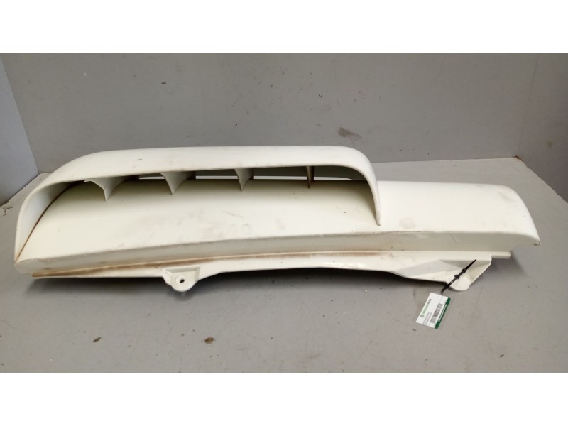 Recambio de deflector derecho para daf serie xf105.xxx 12.9 diesel referencia OEM IAM 1400010  