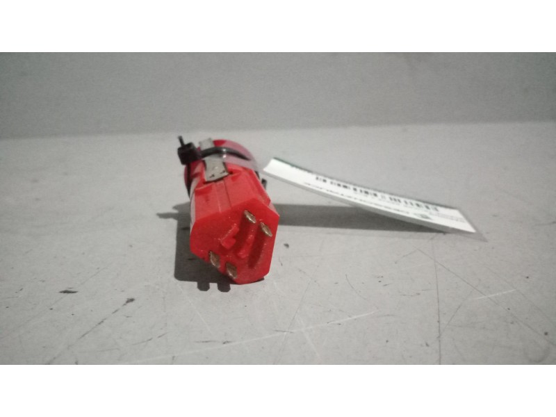 Recambio de warning para scania trucks serie 4 bus ... referencia OEM IAM 1327015  