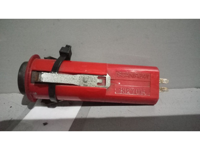 Recambio de warning para scania trucks serie 4 bus ... referencia OEM IAM 1327015  