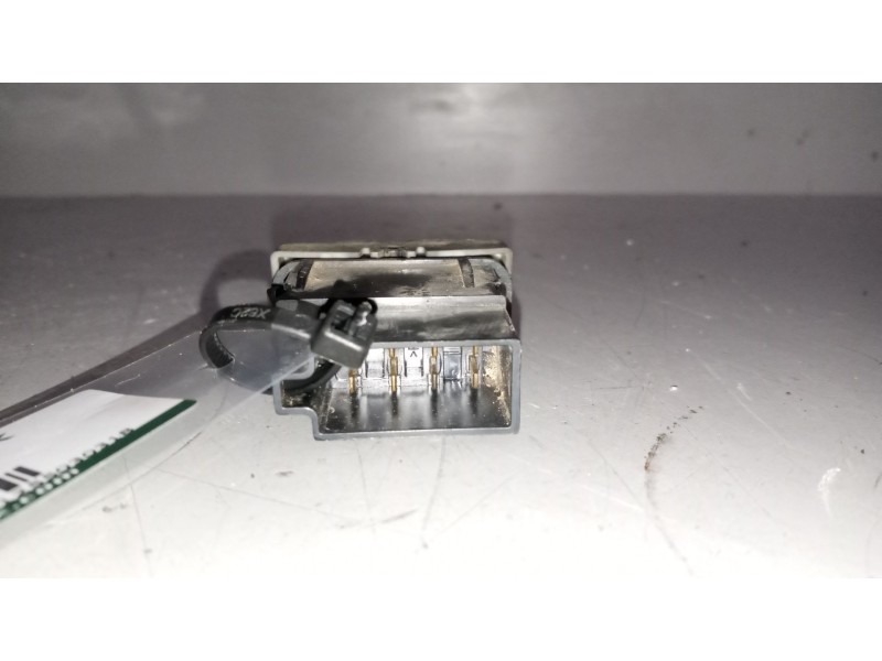 Recambio de interruptor para man tgx 18.xxx 12.4 diesel referencia OEM IAM 81255030318  