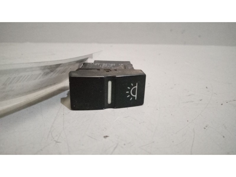 Recambio de interruptor para man tgx 18.xxx 12.4 diesel referencia OEM IAM 81255250211  