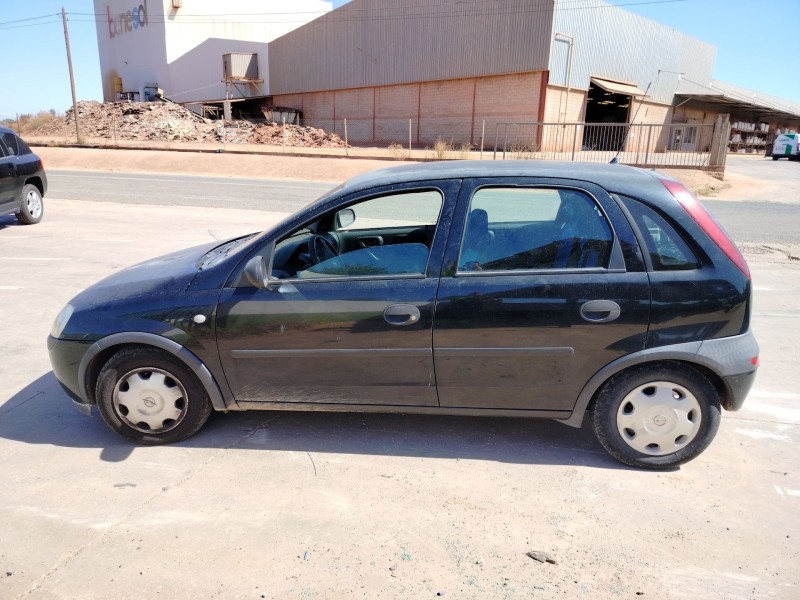 opel corsa c del año 2001