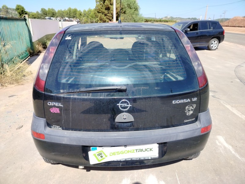 opel corsa c del año 2001