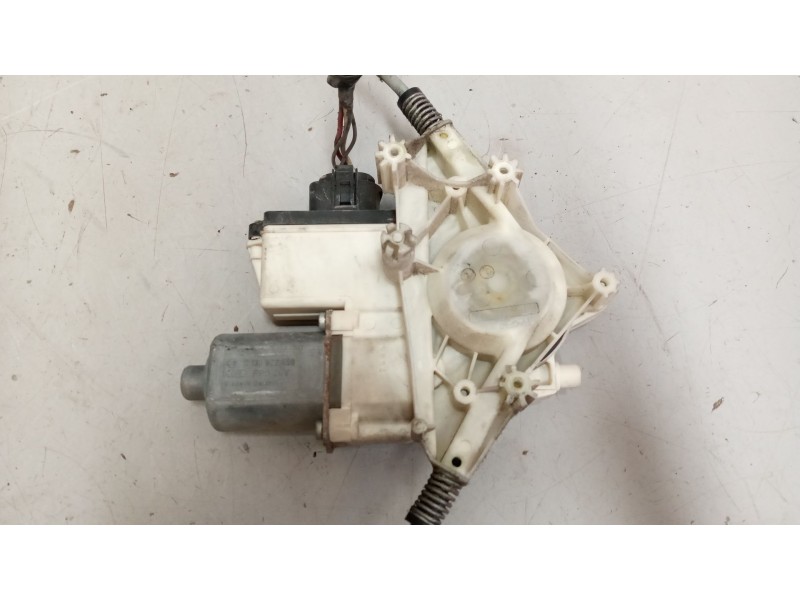 Recambio de elevalunas delantero derecho para daf serie xf105.xxx 12.9 diesel referencia OEM IAM   