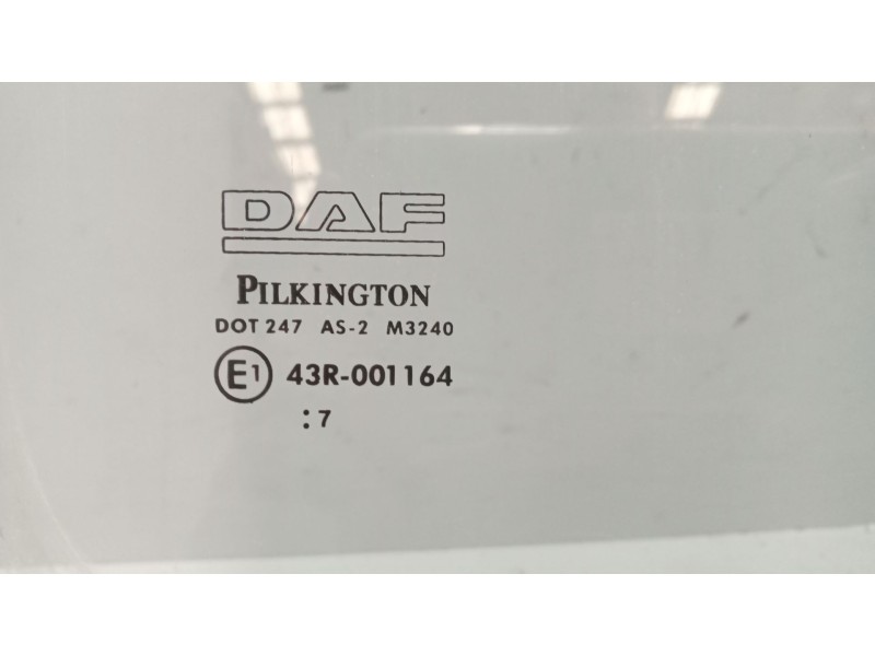 Recambio de luna delantera derecha para daf serie xf105.xxx 12.9 diesel referencia OEM IAM 1284624  