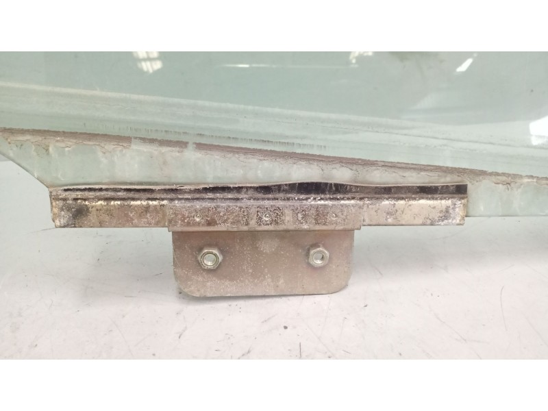 Recambio de luna delantera derecha para daf serie xf105.xxx 12.9 diesel referencia OEM IAM 1284624  