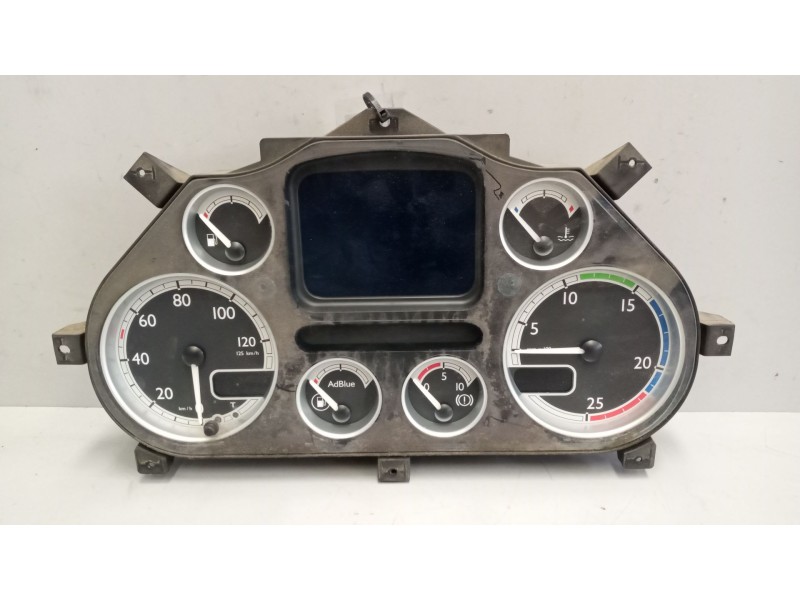 Recambio de cuadro instrumentos para daf serie xf105.xxx 12.9 diesel referencia OEM IAM 1743496  