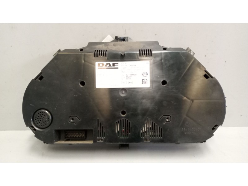 Recambio de cuadro instrumentos para daf serie xf105.xxx 12.9 diesel referencia OEM IAM 1743496  