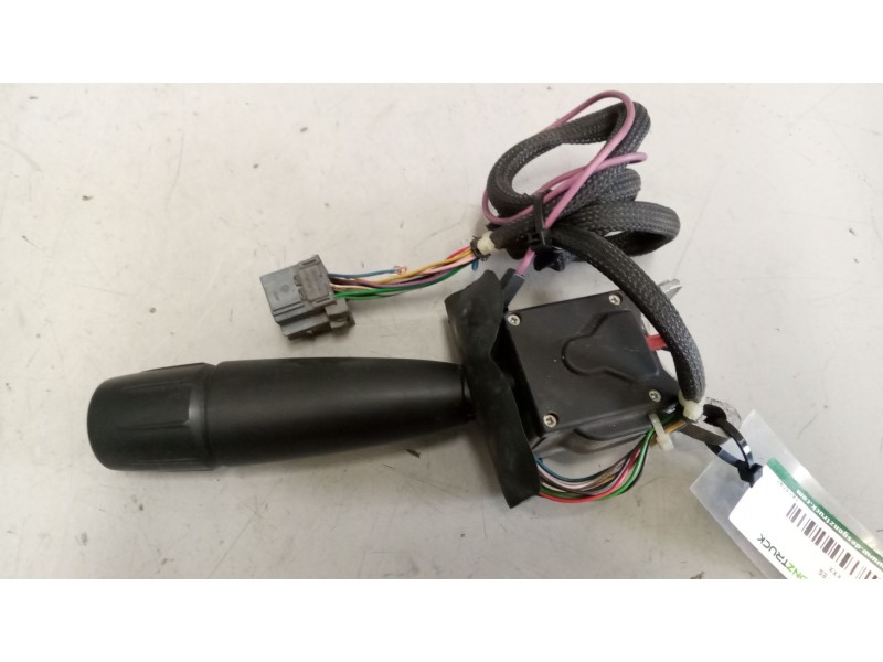 Recambio de mando intermitentes para daf serie xf105.xxx 12.9 diesel referencia OEM IAM 1615080  