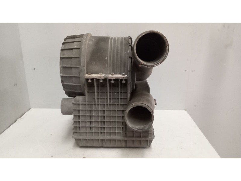 Recambio de filtro aire para iveco eurocargo tector 3.9 diesel referencia OEM IAM 500392986  4439385910