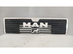 Recambio de rejilla delantera central para man m 2000 l 12.xxx (e2) 6.9 diesel referencia OEM IAM 85611505001  
