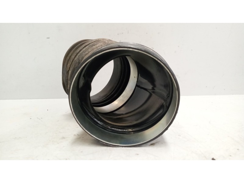 Recambio de tubo admision para man tgx 18.xxx referencia OEM IAM 81082010549  