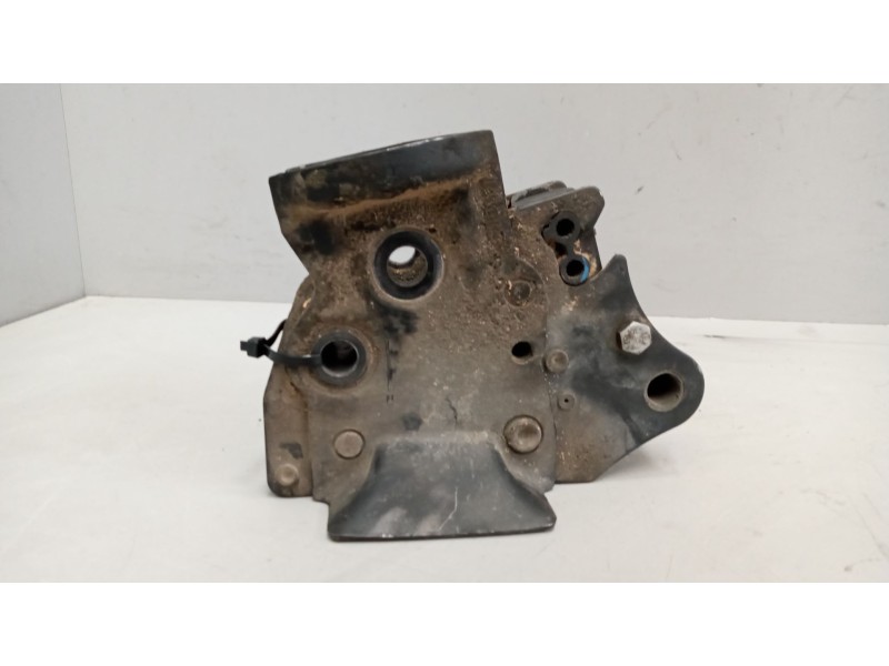 Recambio de cierre cabina derecho para renault serie t 10.8 diesel referencia OEM IAM 22247241  