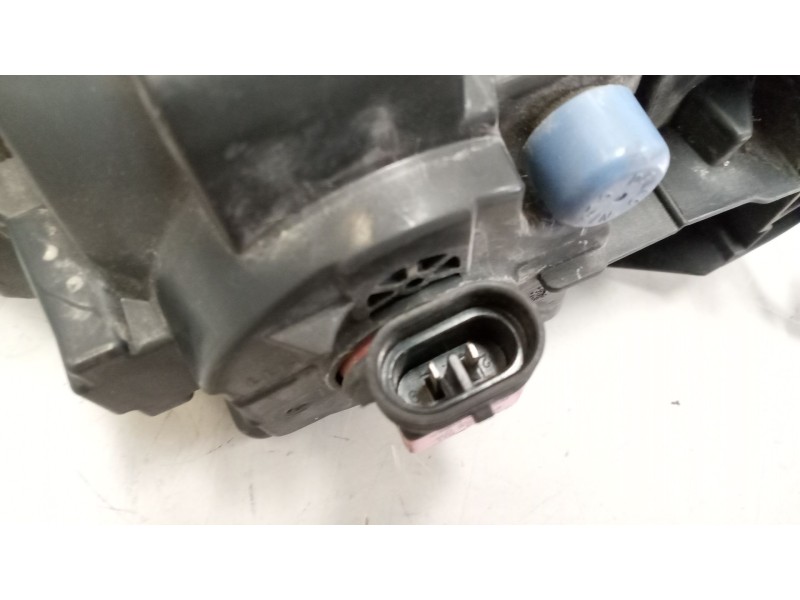 Recambio de faro antiniebla izquierdo para renault serie t 10.8 diesel referencia OEM IAM 7482252914  82252914