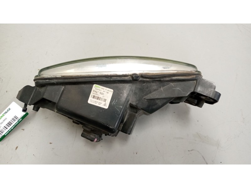 Recambio de faro antiniebla izquierdo para renault serie t 10.8 diesel referencia OEM IAM 7482252914  82252914