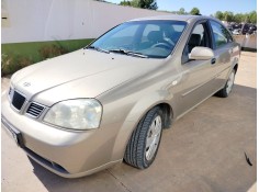 daewoo nubira berlina del año 2003 2