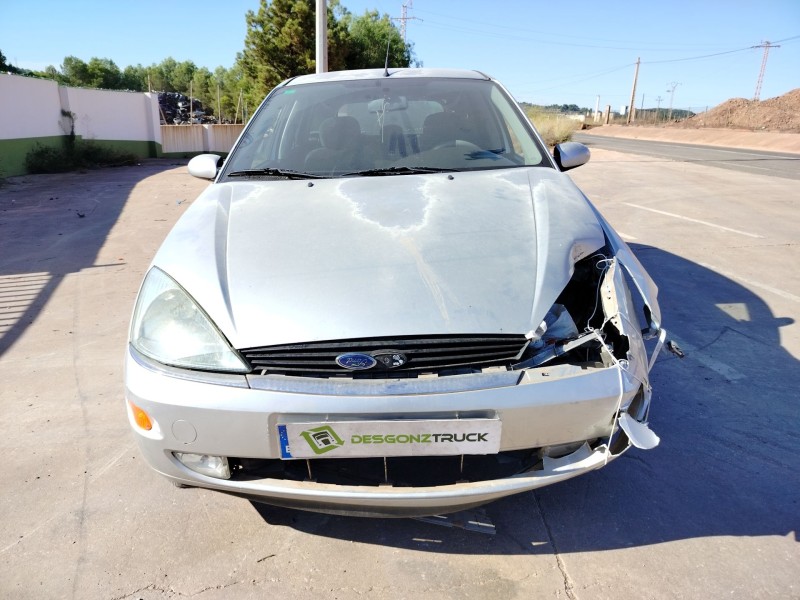 ford focus berlina (cak) del año 1998