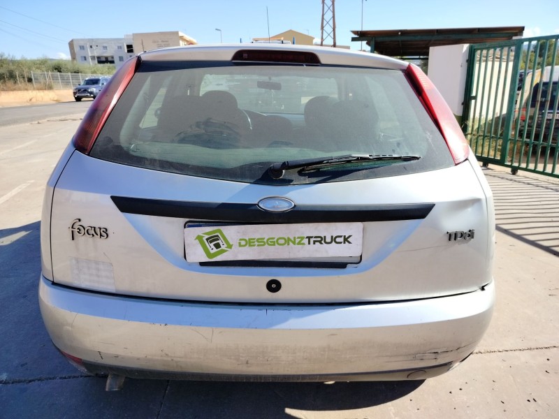 ford focus berlina (cak) del año 1998