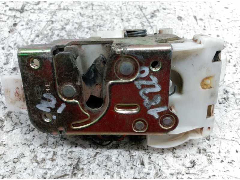 Recambio de cerradura puerta delantera izquierda para ford mondeo berlina (gd) ambiente referencia OEM IAM 96BGF21813EE  