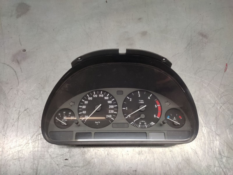 Recambio de cuadro instrumentos para bmw serie 5 berlina (e39) 530d referencia OEM IAM 62118387043  