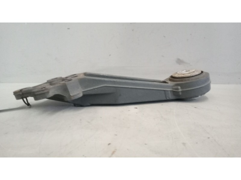 Recambio de soporte cabina delantero para daf serie xf105.xxx 12.9 diesel referencia OEM IAM 1304846  