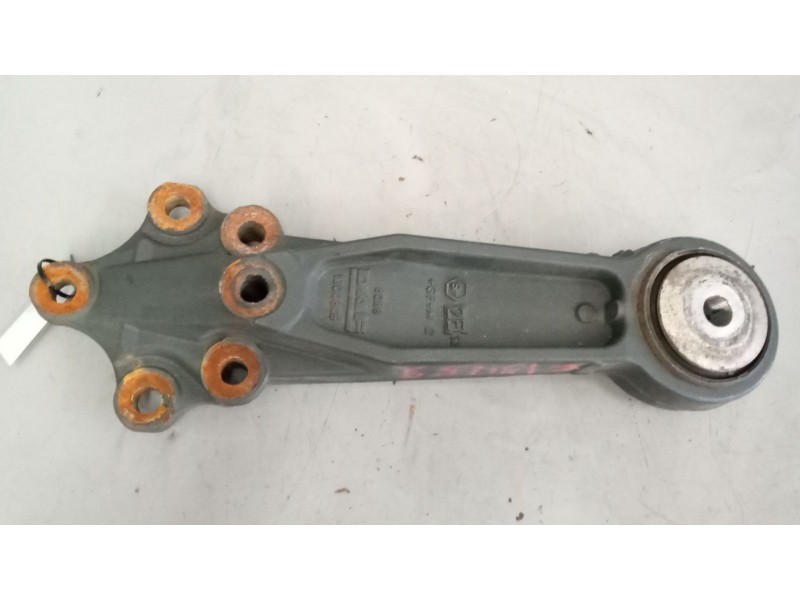 Recambio de soporte cabina delantero para daf serie xf105.xxx 12.9 diesel referencia OEM IAM 1304846  