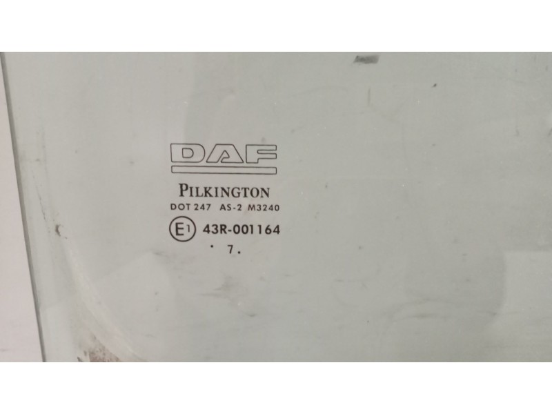 Recambio de luna delantera izquierda para daf serie xf105.xxx 12.9 diesel referencia OEM IAM 1284623  