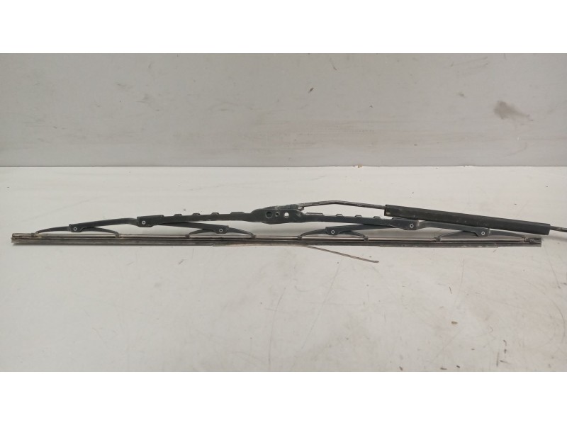 Recambio de brazo limpia delantero para daf serie xf105.xxx 12.9 diesel referencia OEM IAM   