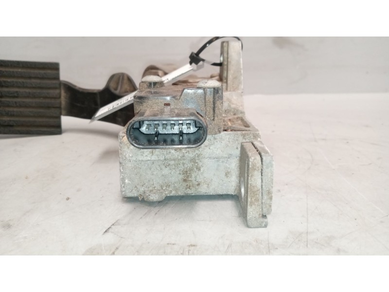 Recambio de pedal acelerador para daf serie xf105.xxx 12.9 diesel referencia OEM IAM 1785206  