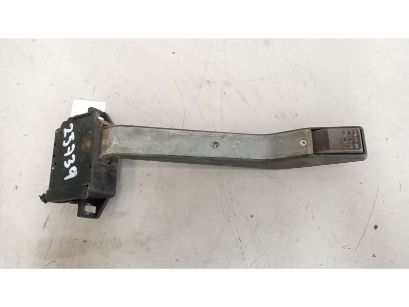 Recambio de mando luces para iveco eurocargo 5.9 diesel referencia OEM IAM 93160488  