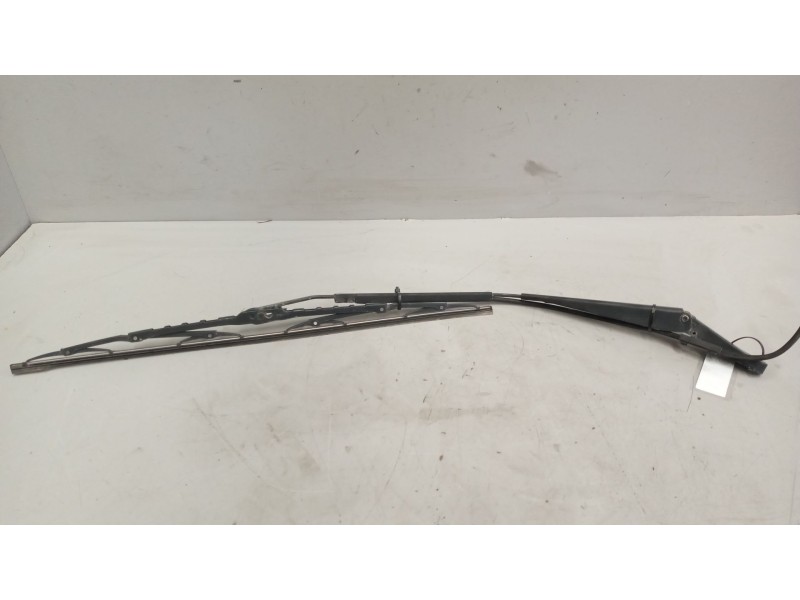 Recambio de brazo limpia delantero para daf serie xf105.xxx 12.9 diesel referencia OEM IAM   