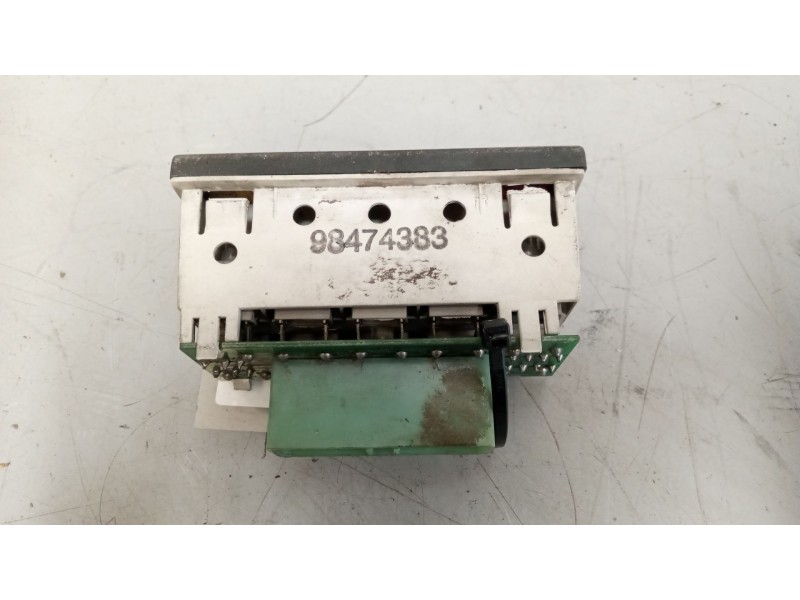 Recambio de cuadro instrumentos para iveco eurocargo 5.9 diesel referencia OEM IAM 98474383  