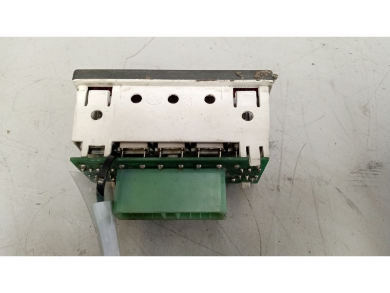 Recambio de cuadro instrumentos para iveco eurocargo 5.9 diesel referencia OEM IAM 98474383  