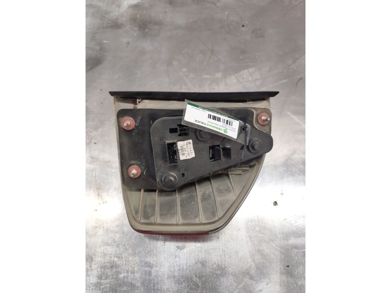 Recambio de piloto trasero izquierdo para bmw x3 (e83) 3.0d referencia OEM IAM 5321-6990169  