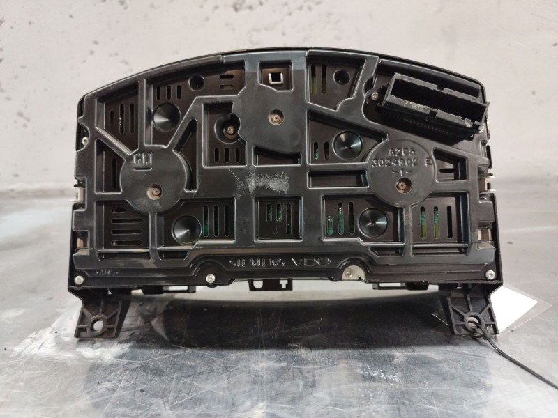 Recambio de cuadro instrumentos para opel astra gtc 1.9 cdti referencia OEM IAM 13225977  