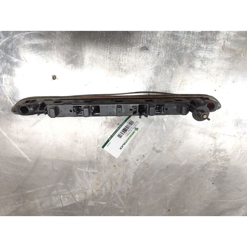 Recambio de luz central de freno para peugeot partner (s1) universal studios port aventura referencia OEM IAM 45506  