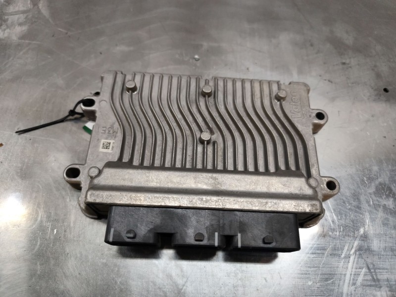 Recambio de centralita ecm ecu para citroën c3 1.4 furio referencia OEM IAM 215867160A  J34PAAE