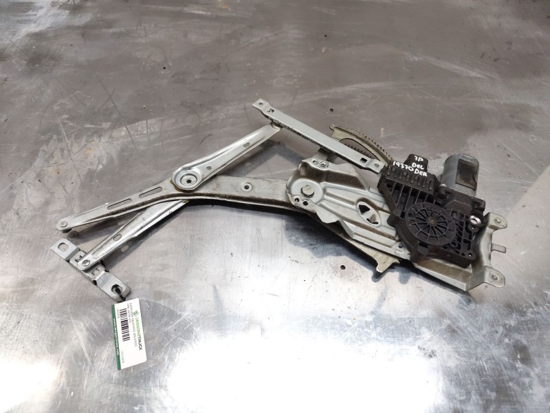 Recambio de elevalunas delantero izquierdo para opel astra gtc 1.9 cdti referencia OEM IAM 13101479  