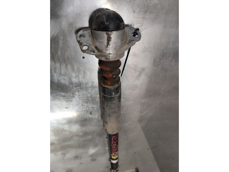 Recambio de amortiguador trasero izquierdo para seat leon (1m1) 1.9 tdi referencia OEM IAM 614024JP  