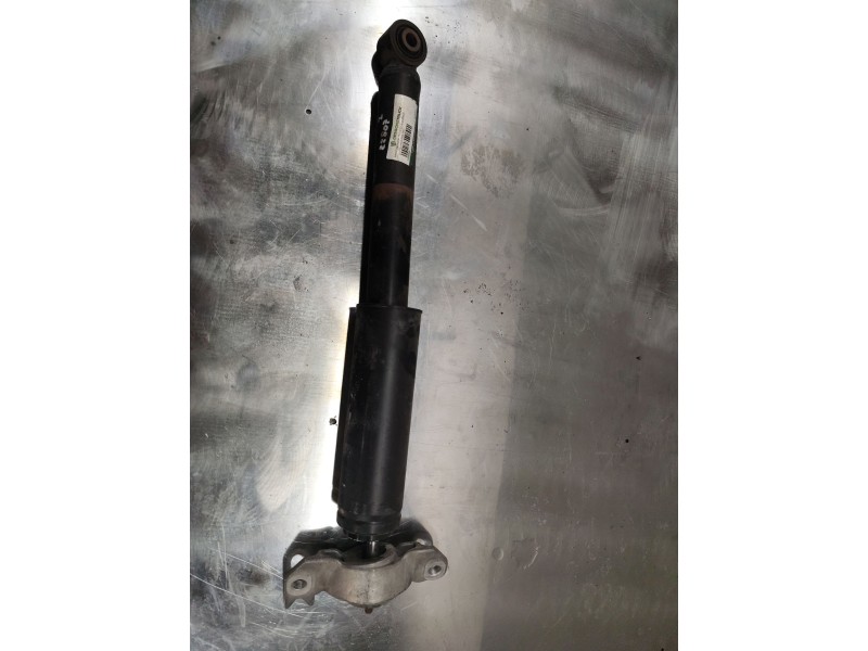 Recambio de amortiguador trasero izquierdo para opel insignia berlina cosmo referencia OEM IAM 3114202  