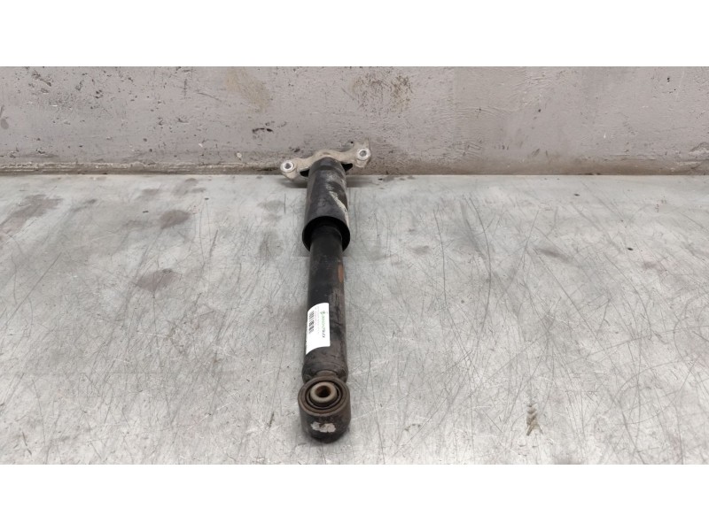 Recambio de amortiguador trasero derecho para opel insignia berlina cosmo referencia OEM IAM 3114202  