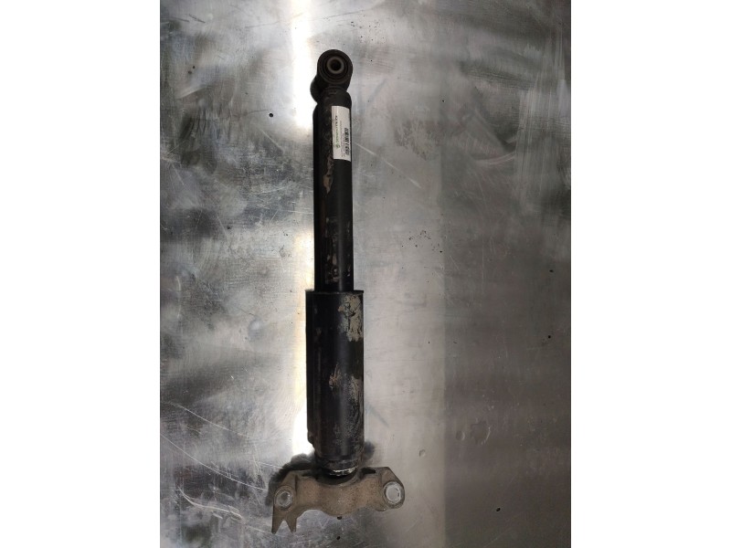 Recambio de amortiguador trasero derecho para opel insignia berlina cosmo referencia OEM IAM 3114202  