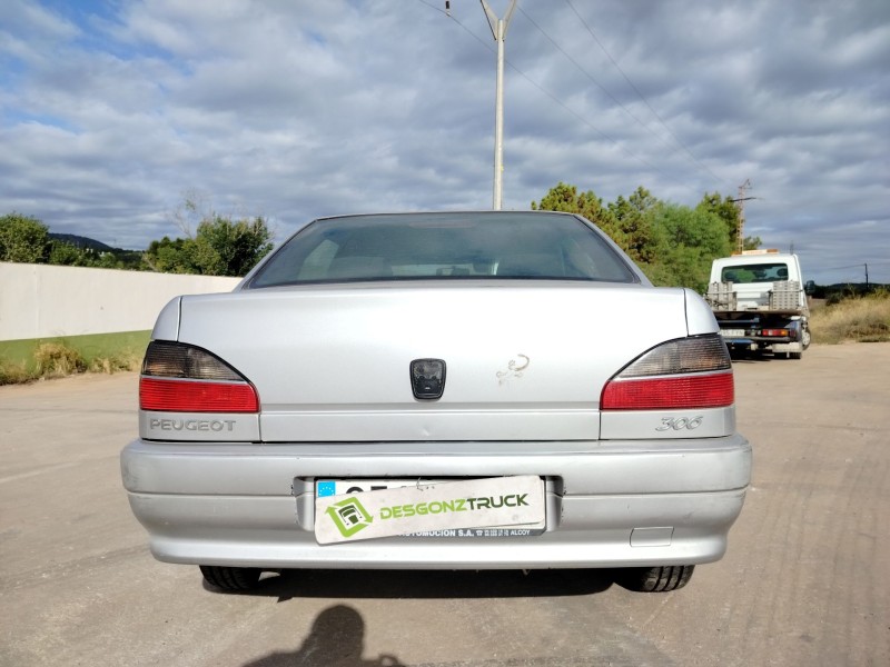 peugeot 306 berlina 3/4/5 puertas (s2) del año 2000