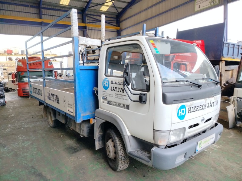 nissan cabstar e del año 2004