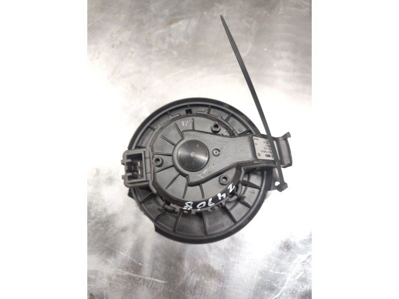 Recambio de ventilador calefaccion para ford fiesta (cb1) 1.25 16v cat referencia OEM IAM 0130115551  