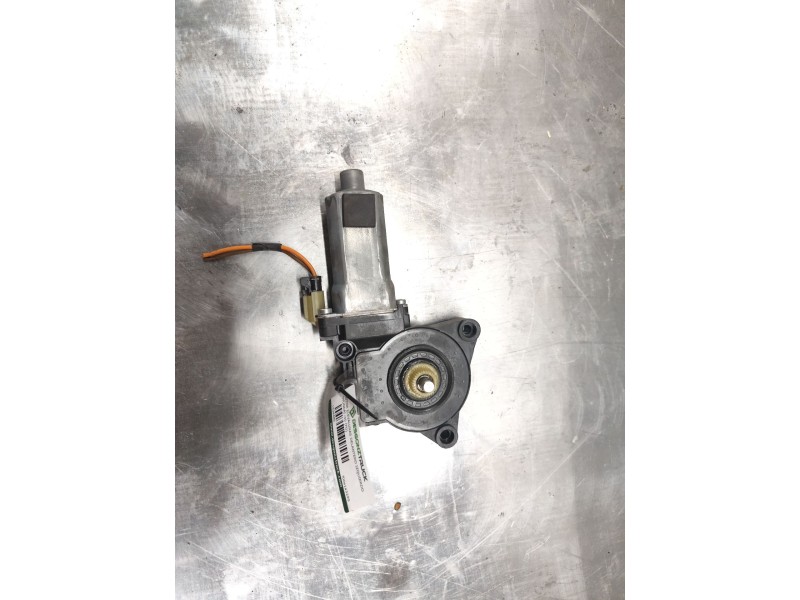 Recambio de motor elevalunas delantero izquierdo para hyundai i30 (fd) 1.6 crdi referencia OEM IAM f00s1a3295  